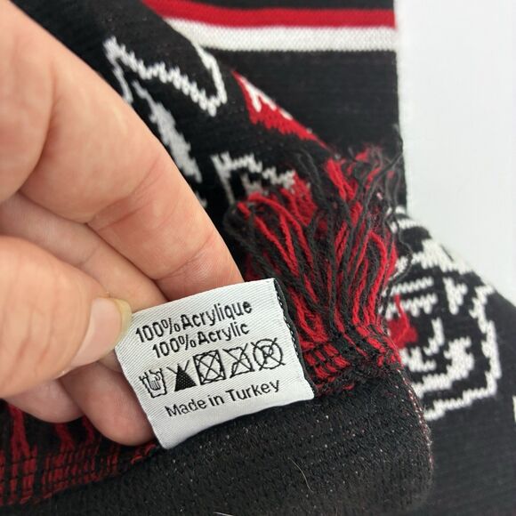 North Carolina State Wolfpack Scarf Black Knit Fringe NCSU Logo College Wear - Picture 4 of 4